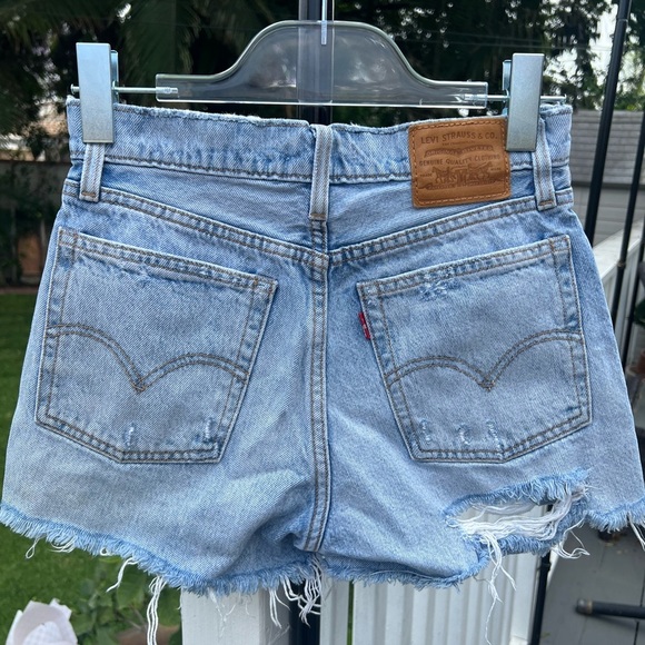 Levi's Blue Jean Shorts Crop Tie Front - Picture 4 of 9